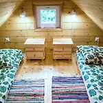 Resetowka Nr 2 - Rodzinny Na Odludziu